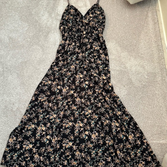 Bundle 2 Summer Dresses - Picture 7 of 9